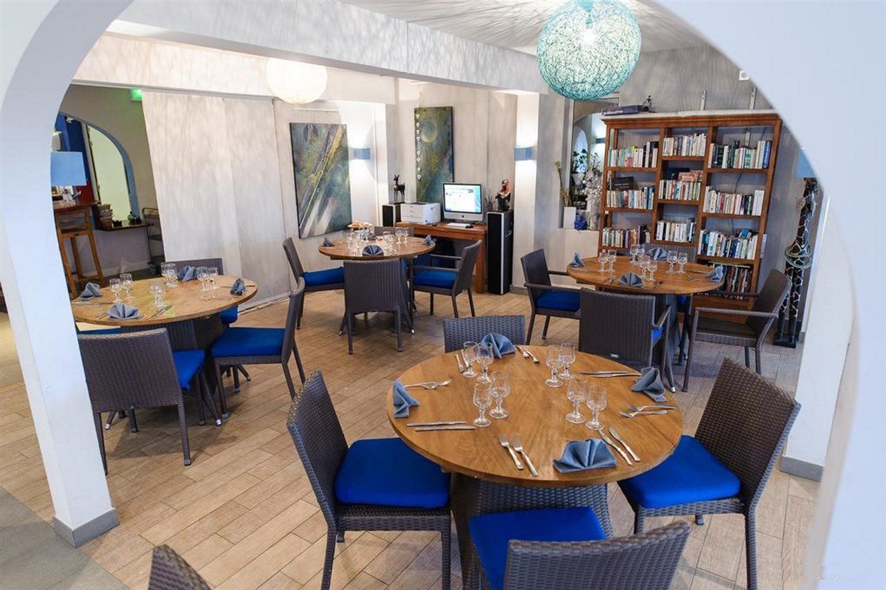 Hotel Le Victoria 생피에르 외부 사진